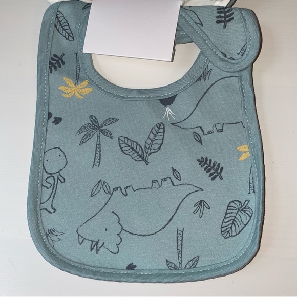 Carter’s Bibs 🦕 and Just Born Hooded Towel 🐳 and Washcloths - both NWT - Picture 7 of 14